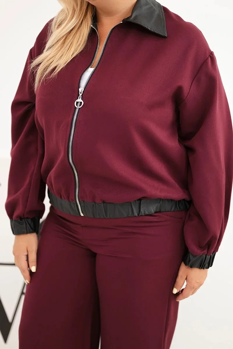 Komplet damski Plus Size z bluzą na zamek i szerokimi spodniami bordowy - obrazek 4