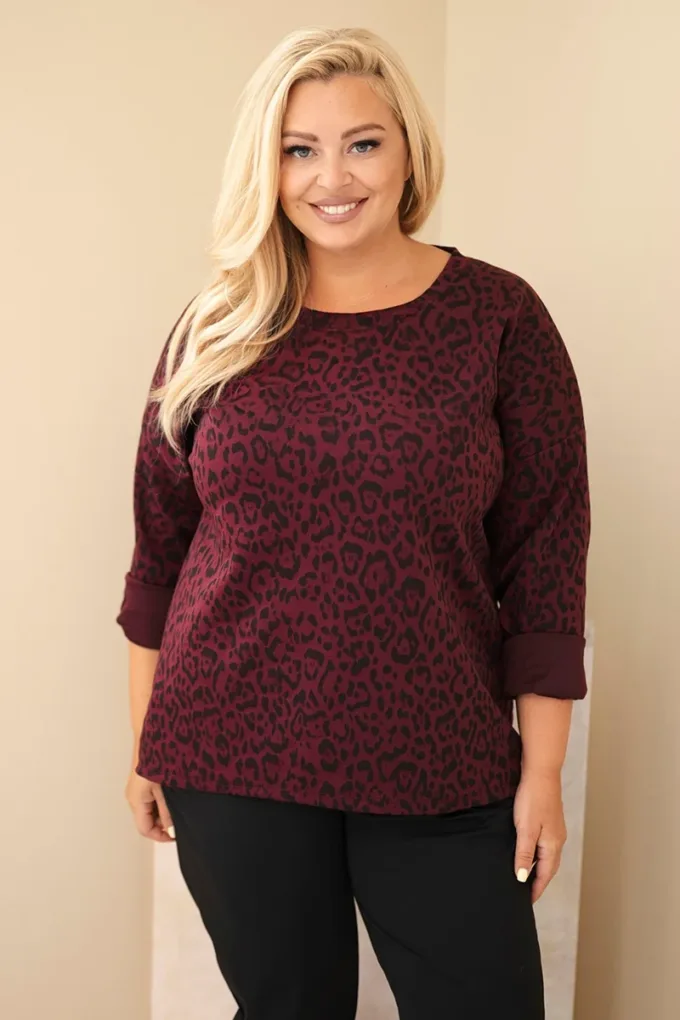 Bluzka damska Plus Size w panterkę z dłuższym tyłem bordowa