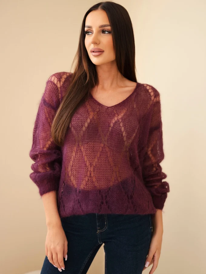Sweter damski w 80% z moheru ażurowy z dekoltem V śliwkowy
