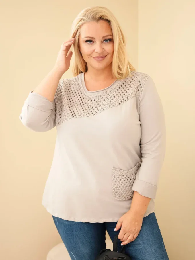Bluza damska bawełniana Plus Size z ażurową wstawką i kieszenią fango